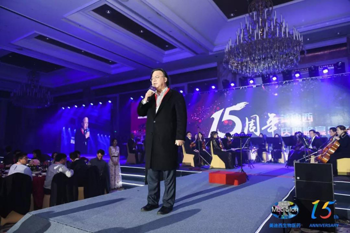 張江集團黨委委員、副總經(jīng)理王蘭忠