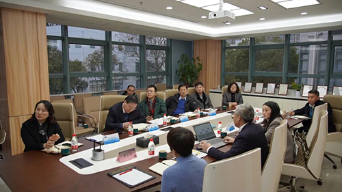 上海市浦東新區(qū)政府黨組成員、副區(qū)長吳強(qiáng)，浦東新區(qū)科經(jīng)委副主任李曉亮，張江管理局副局長吳俊，張江集團(tuán)副總經(jīng)理王凱榮等調(diào)研美迪西