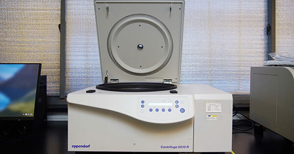 eppendorf-centrifuge-5810R-冷凍離心機(jī)